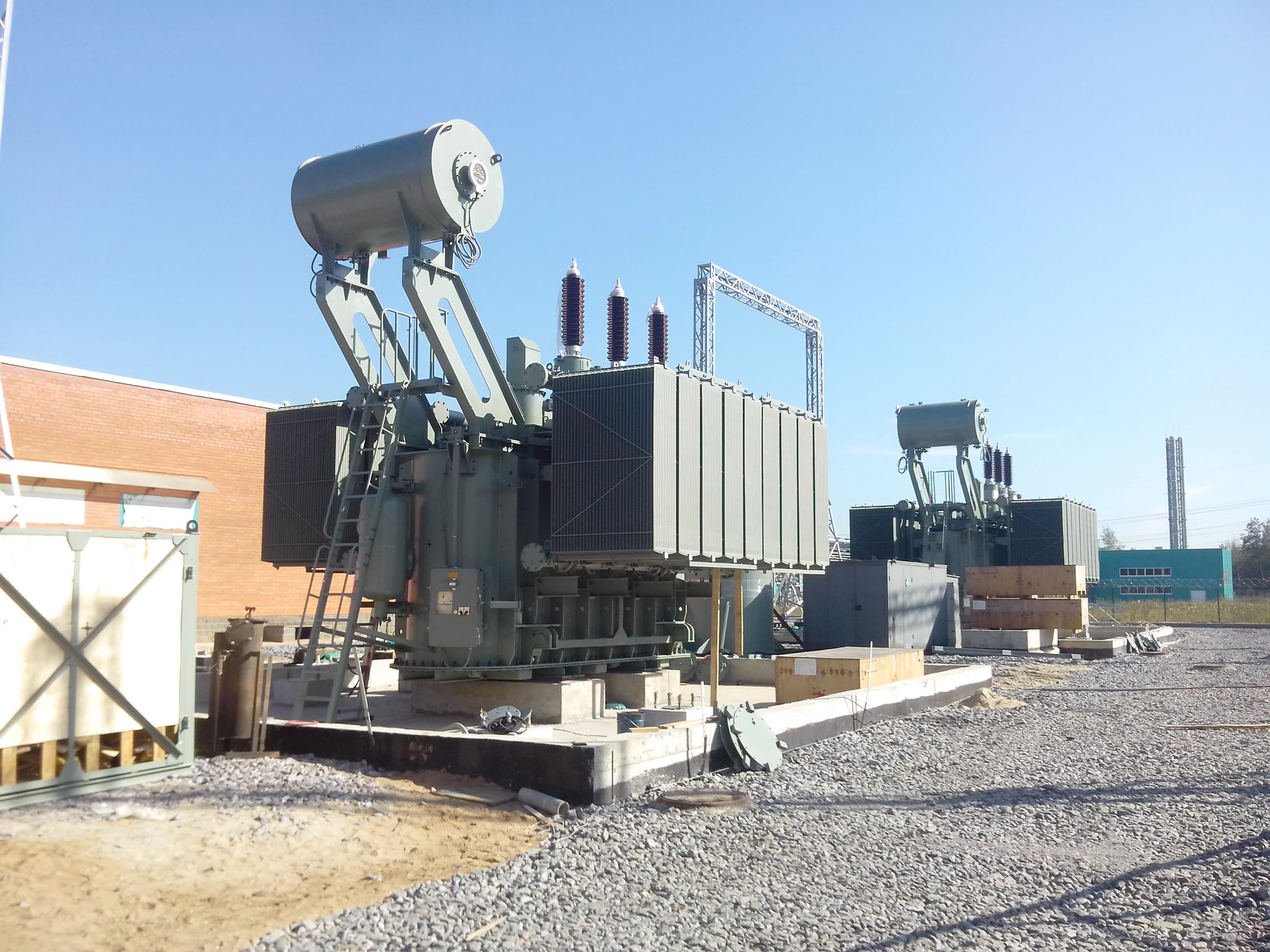 Power Machines Toshiba. HighVoltage Transformers